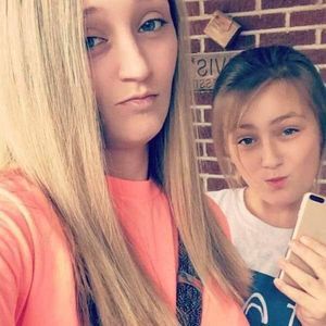 Meet your Posher, Noelle